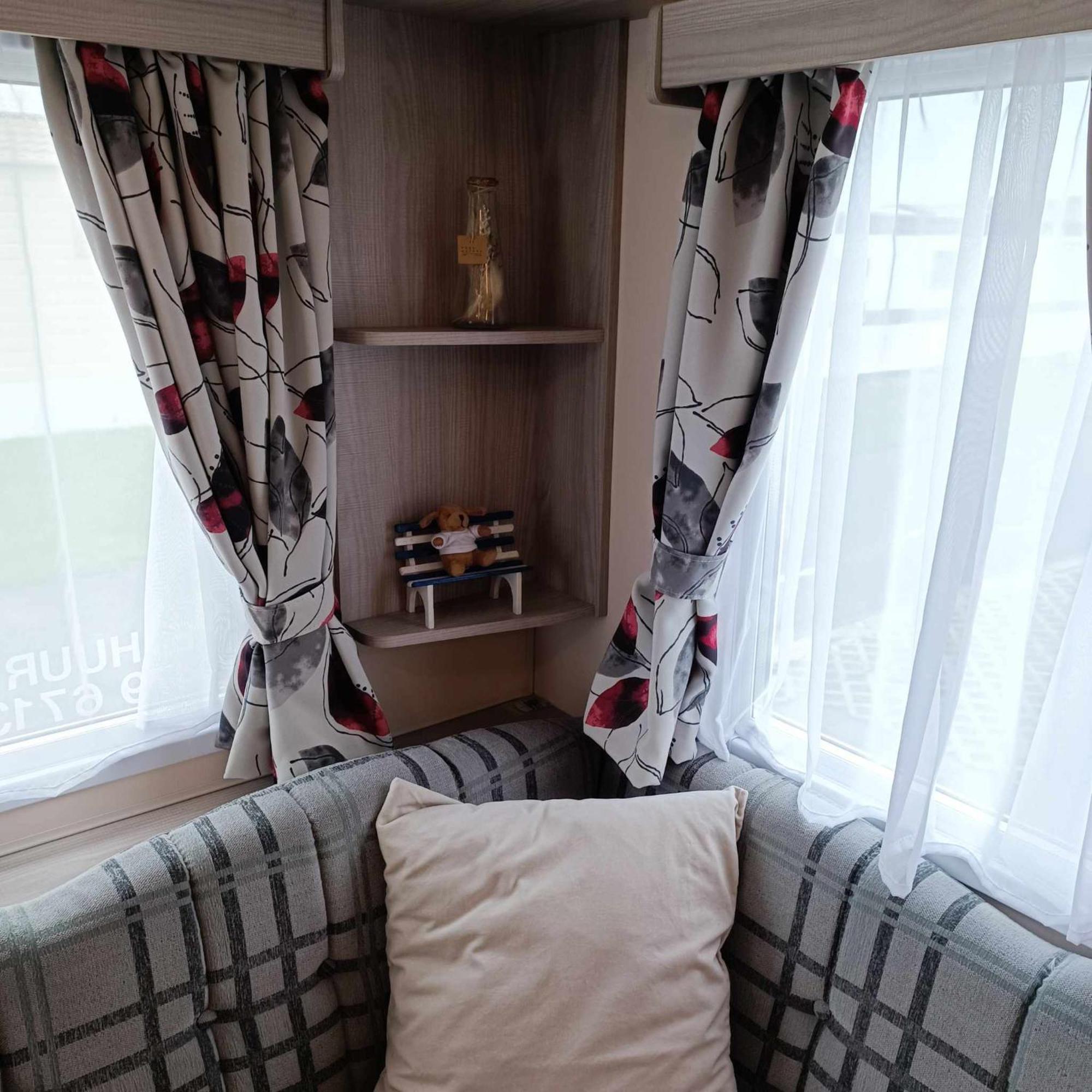 Campsite Caravan Aan Zee Arnani *