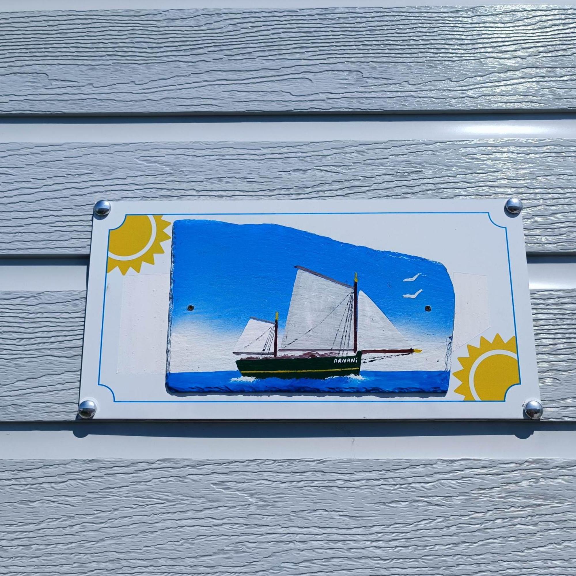 Caravan Aan Zee Arnani Campsite